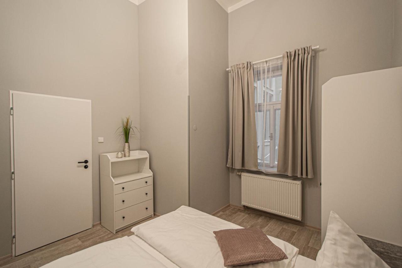 Sightseeing Apartment By Ruterra Prague Exterior photo