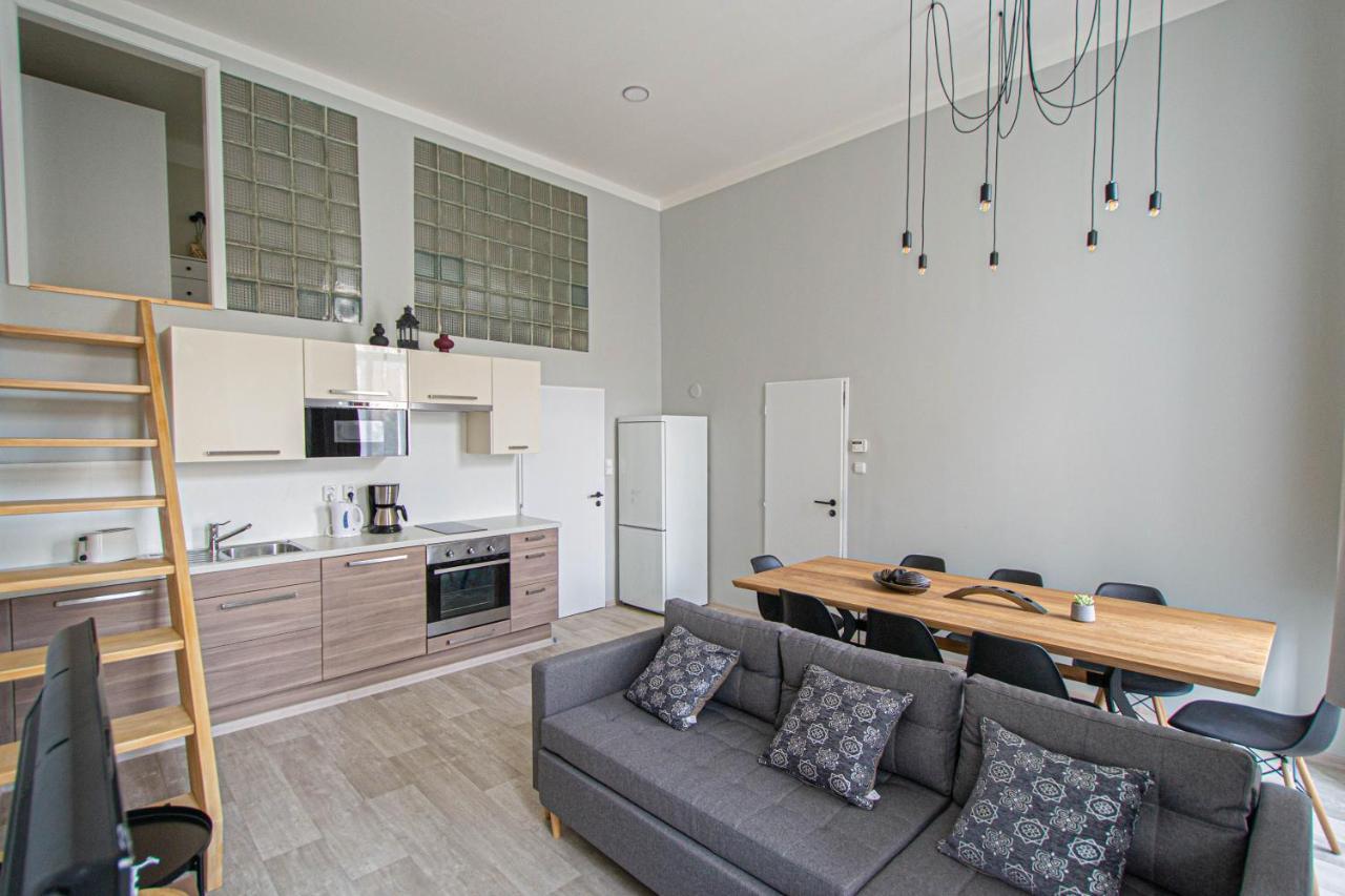 Sightseeing Apartment By Ruterra Prague Exterior photo